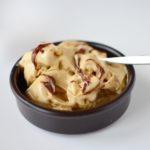 Erdnussbutter-Bananeneis mit Nougatcreme