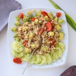 Quinoa-Bulgur-Salat mit Avocado