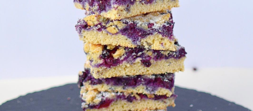 Beeren-Streusel-Schnitten